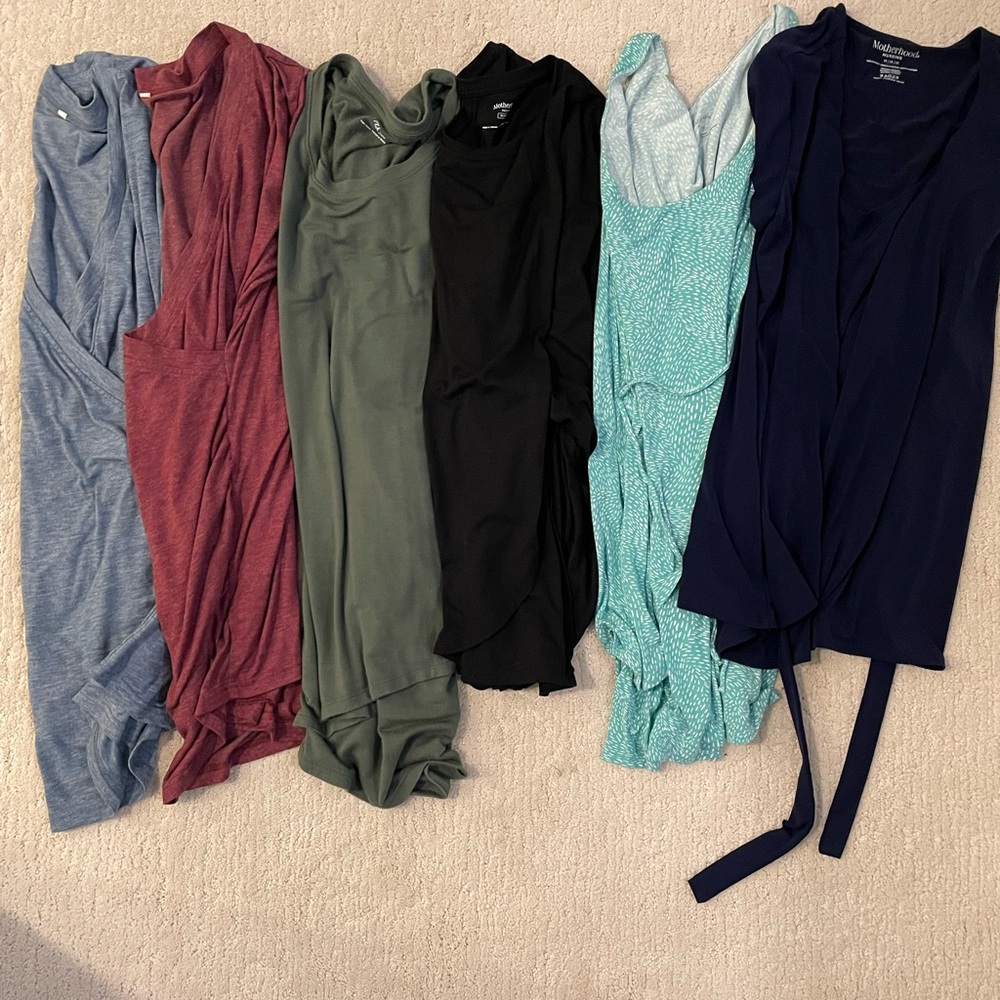 6 maternity/nursing tops